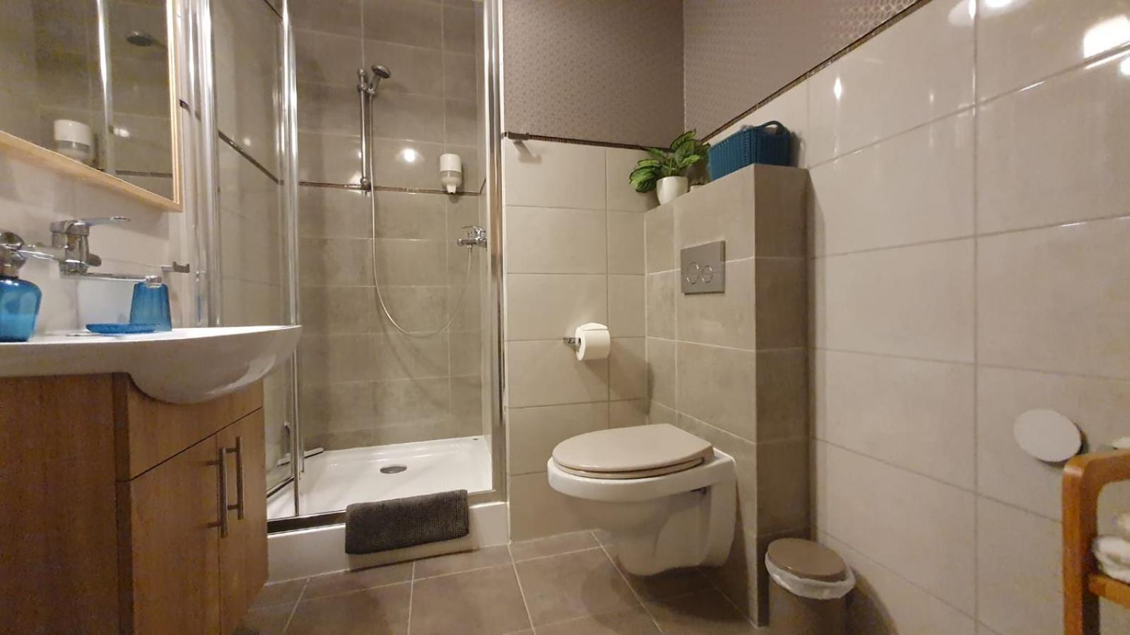 Apartament Poznanska 1 Ngoại thất bức ảnh